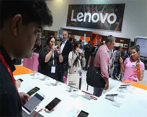 山东省黄河三角洲农业高新技术产业示范区种粮大户——用上小麦新品种，盐碱地亩产超1200斤